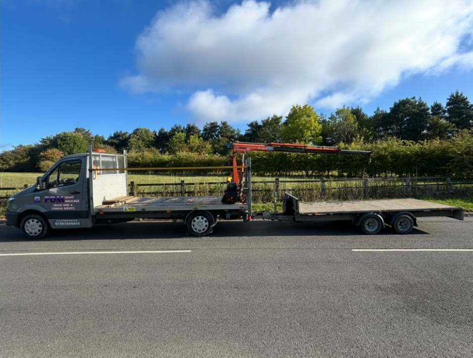 3.5 Tonne pick up with trailer service